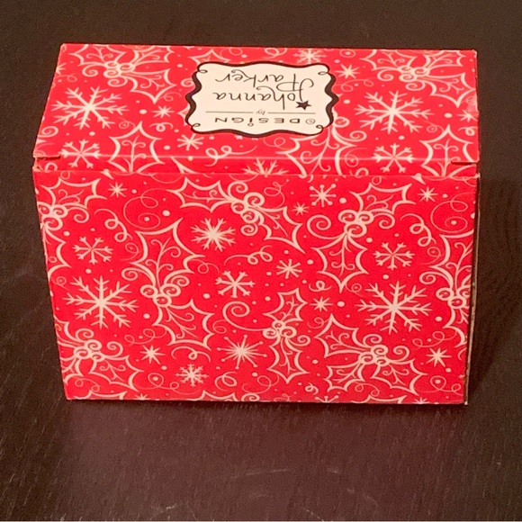 Johanna Parker Santa & Mrs. Claus Christmas Salt & Pepper Shaker Set - Picture 5 of 5